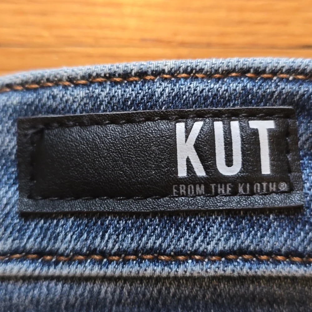 NWT, Kut From The Kloth, Rachael Fab AB Distressed Mom Jean, Medium Wash, 2 - Picture 10 of 14
